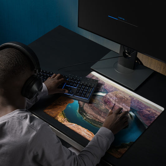 Gaming mouse pad